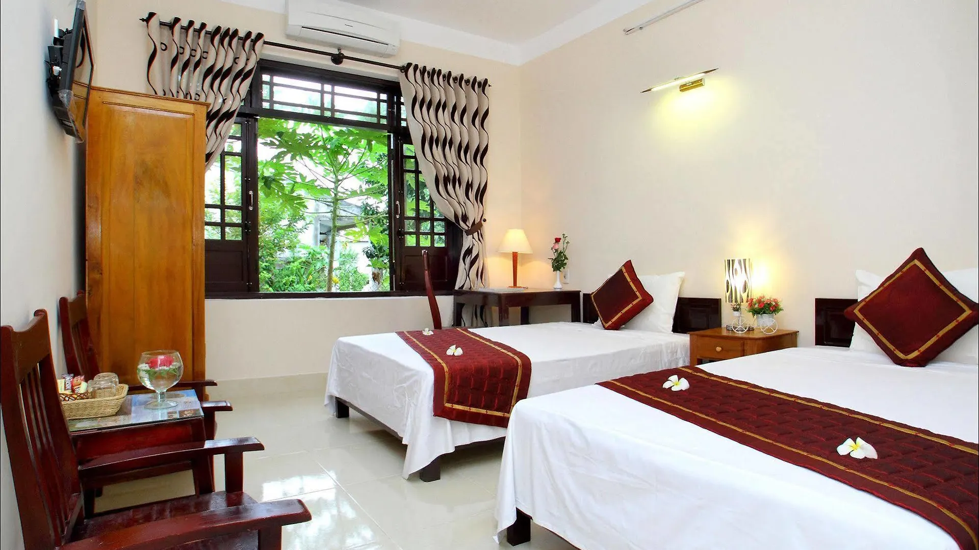 Nature Homestay Hoi An 0*,